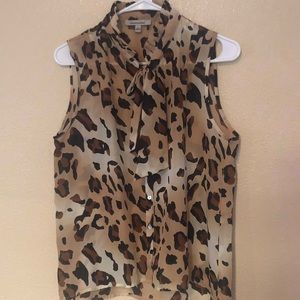Women’s leopard top